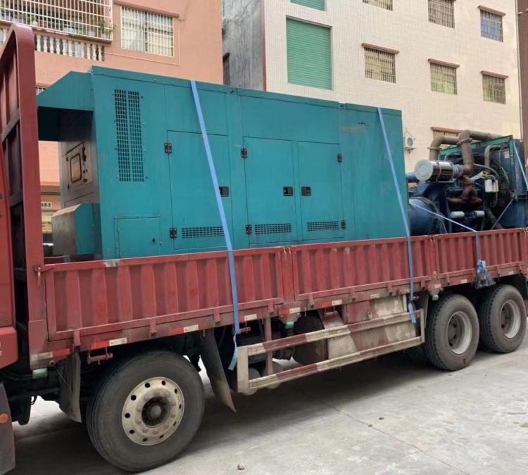 平湖如何在不同负载率下确保 400KW 柴油发电机组的正常运行？